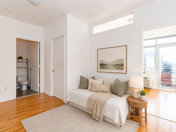3rd image of 186 Noll St #5A