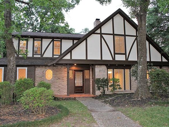 3rd image of 3110 Cedar Knolls Dr
