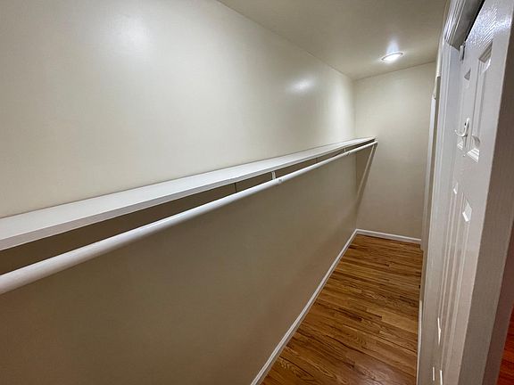 Walk In Closet (Master Bedroom)