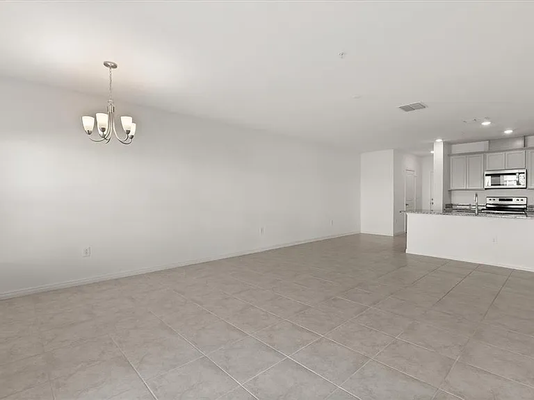 2330 Carrabelle Way — Photo 4