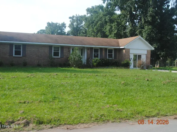 74 Vandergrift Drive, Jacksonville, NC 28540
