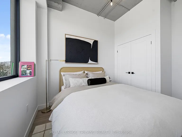 685 Richmond St #209 — Photo 18