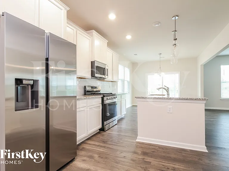 625 Goldburn Way — Photo 7