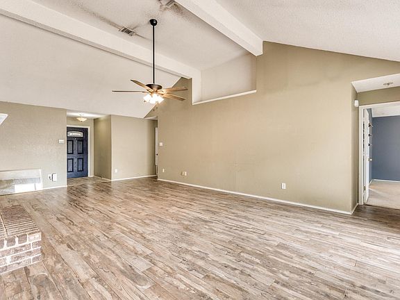 2nd image of 4604 Shorewood Dr
