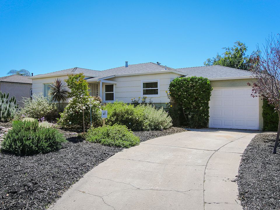 1st image of 3938 Donna Ave