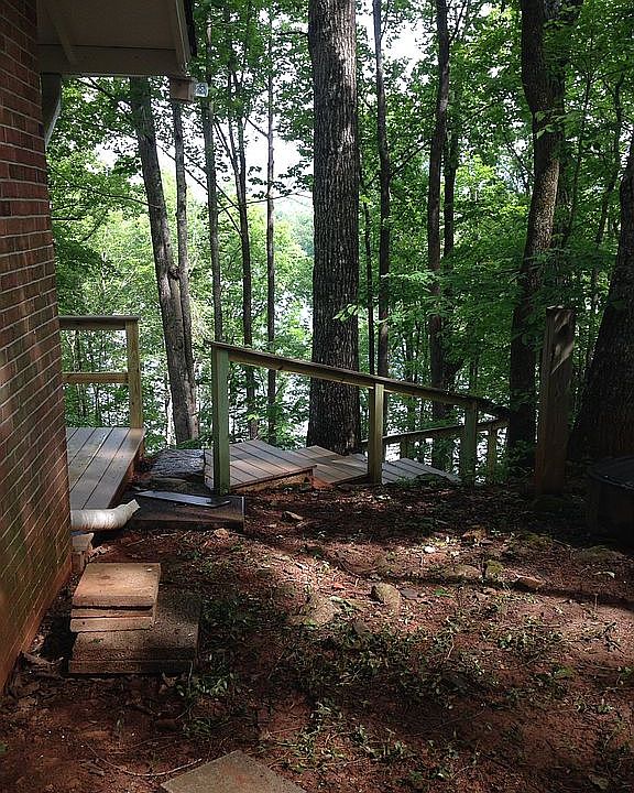 2nd image of 118 Whitewater Lake Rd
