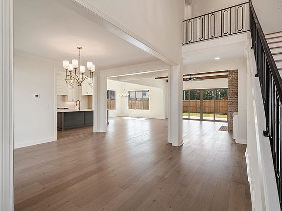 2nd image of 835 Cypress Rock Cv