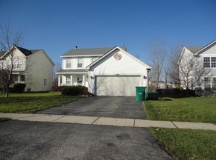2306 N Tedy Ln, Round Lake Beach, IL