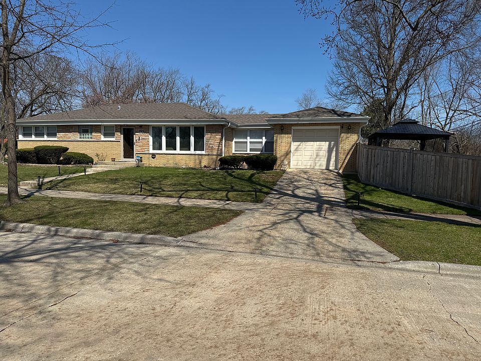 1st image of 4254 Foster St
