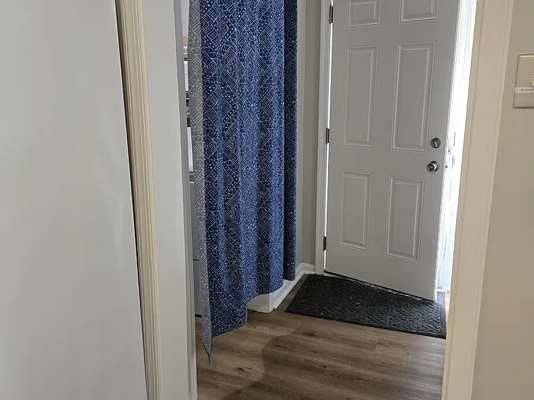 1115 Stewart Dr — Photo 14