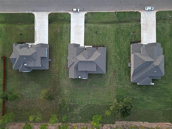 2nd image of 12516 Velvet Ash Ave