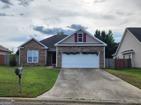 513 Clover Trl, Bonaire, GA 31005