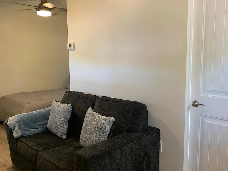 1909 E Coronado Rd #2 — Photo 14