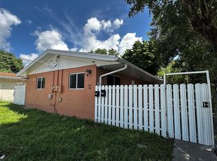 566 NW 95th St #566, Miami, FL 33150