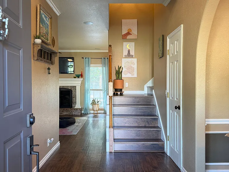 9004 S Erie Ave — Photo 5
