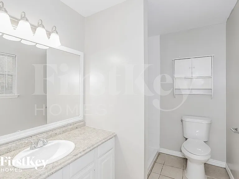 3127 Village Woods Dr — Photo 11