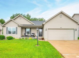 2006 W Miners Dr, Dunlap, IL 61525