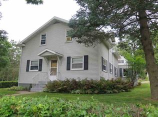 601 College Dr, Decorah, IA 52101