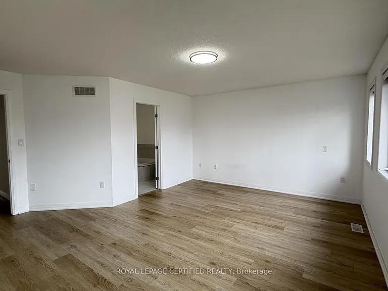 40 Lexington Ave — Photo 35
