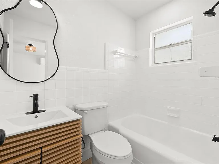 13388 1st St E #C — Photo 4
