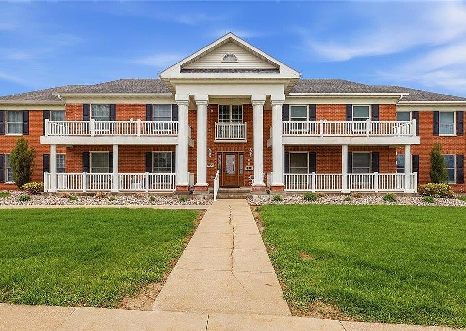 1st image of 3580 Pennsylvania Ave Unit 2