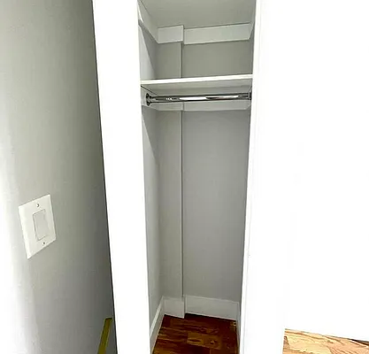 Rented by Evergreen Realty & Investments | media 32