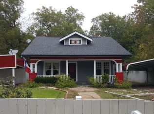 1004 Jernigan St, Commerce, TX 75428