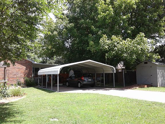 4th image of 2220 Patriot Dr