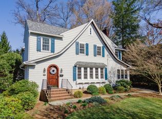 79 Van Allen Rd, Glen Rock, NJ 07452