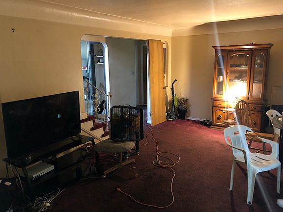 3rd image of 18304 Dalewood Ave