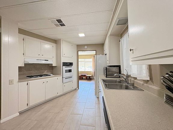 4th image of 13460 Highway 8 Business Space 114
