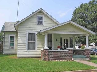 934 Chestnut St, Columbus, IN 47201