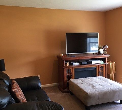 4th image of 1372 W Adams Hill Cir