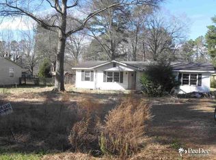 1917 Homelite Rd, Dillon, SC 29536