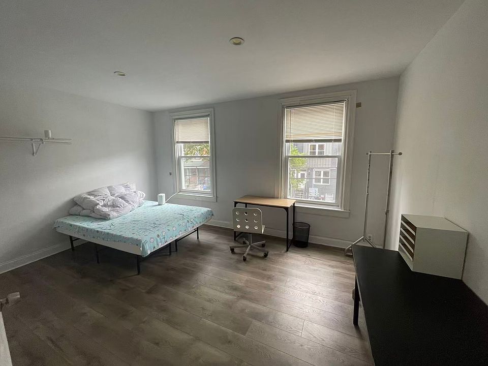 1st image of 322 N Preston St #2