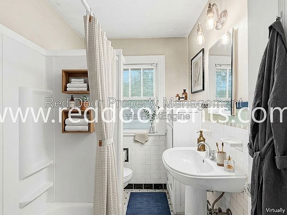 4th image of 505 E 61st St