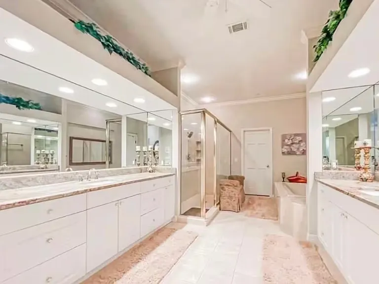 212 Silverado Dr — Photo 38