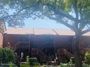 204 Lakeside Villa #A, Diamondhead, MS 39525