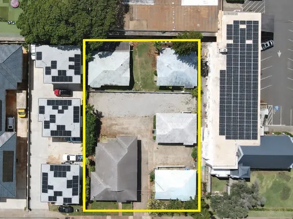 3513 Harding Ave, Honolulu, HI 96816