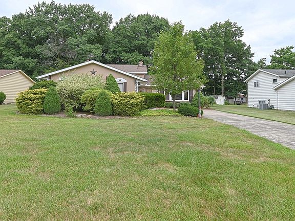 3rd image of 8646 Courtland Dr