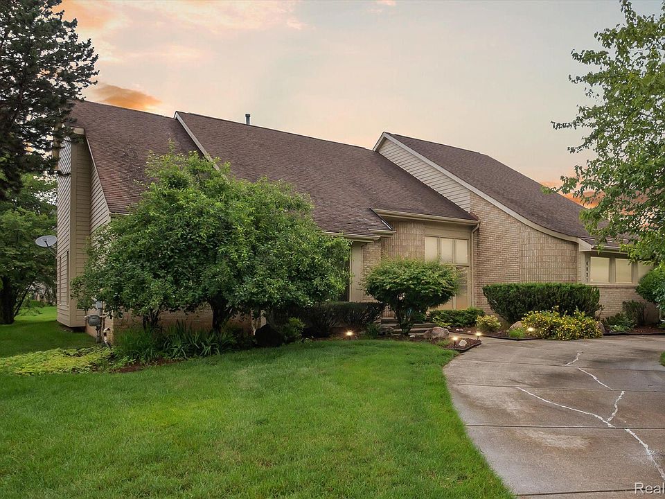 1st image of 6827 Torybrooke Cir
