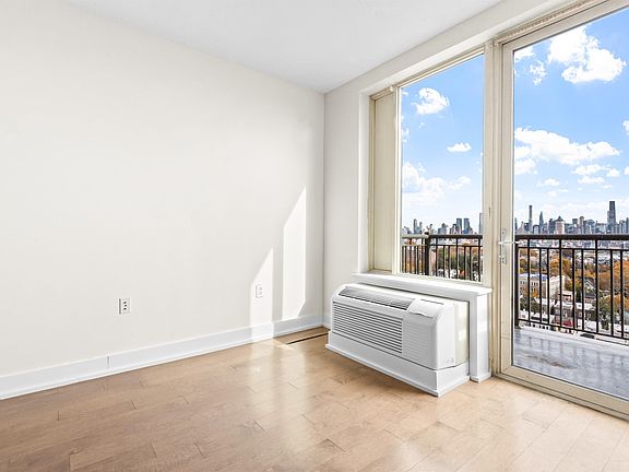 5th image of 3312 Hudson Ave APT 12F