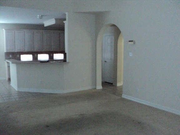 3rd image of 18008 Creek Vista Ct