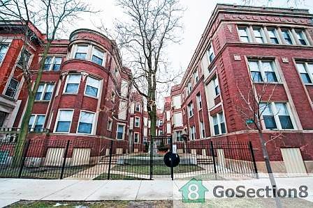 1st image of 4714 S Michigan Ave