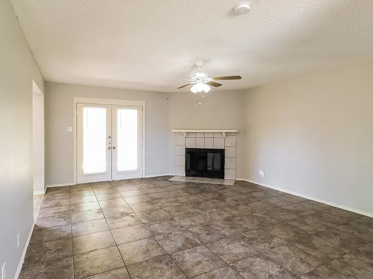 4803 Glen Valley Dr — Photo 5