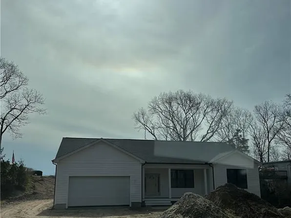 41 Deer Run, Charlestown, RI 02813