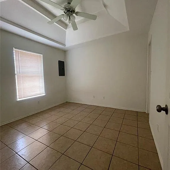 1806 S Ironwood St — Photo 6