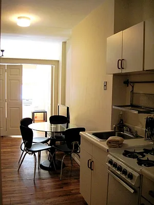 Rented by Citi Habitats | media 40