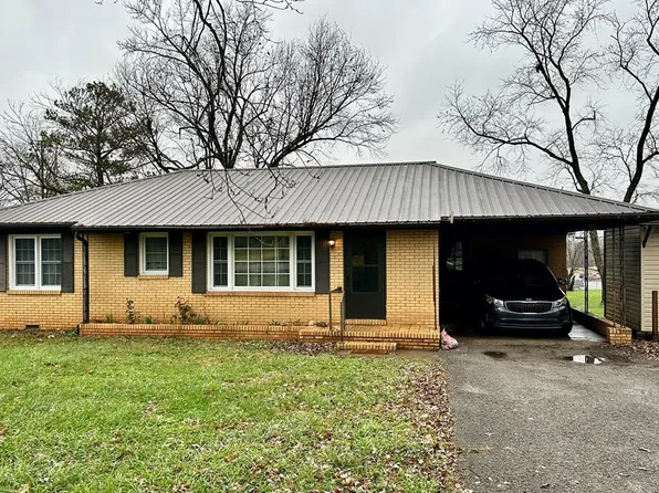 3301 Greenwood Dr, Hopkinsville, KY 42240