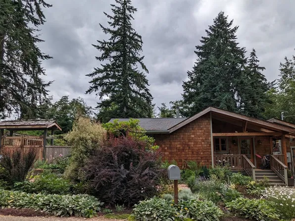 11511 98th Avenue SW, Vashon, WA 98070